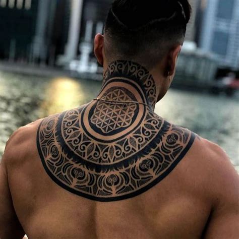 back shoulder tattoo men